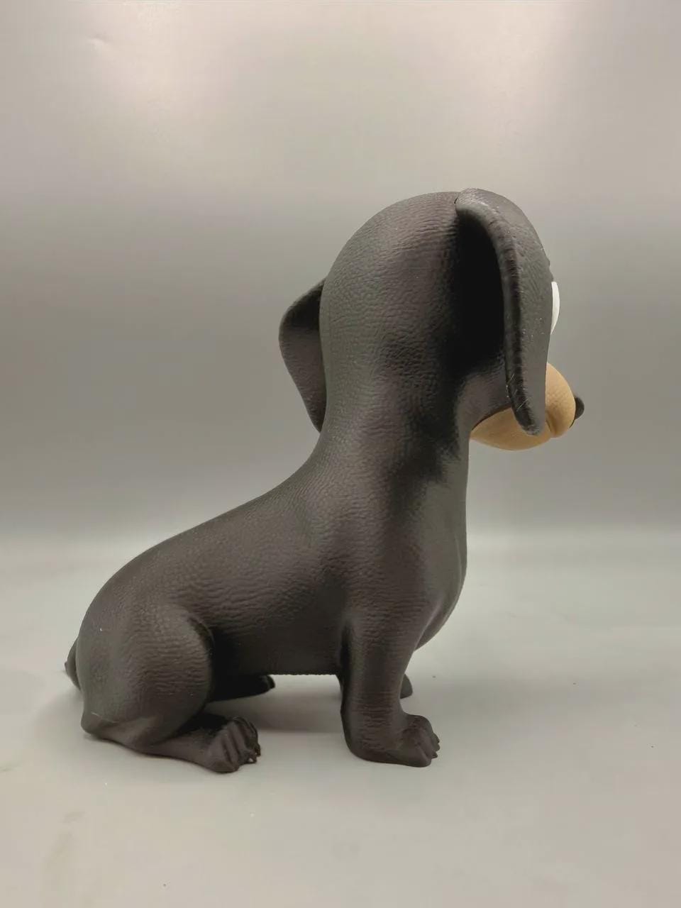 Grumpy Dachshund Figurine Gift, Funny Wiener Dog Desk Decor for Dog Lovers, Secret Santa Doxie