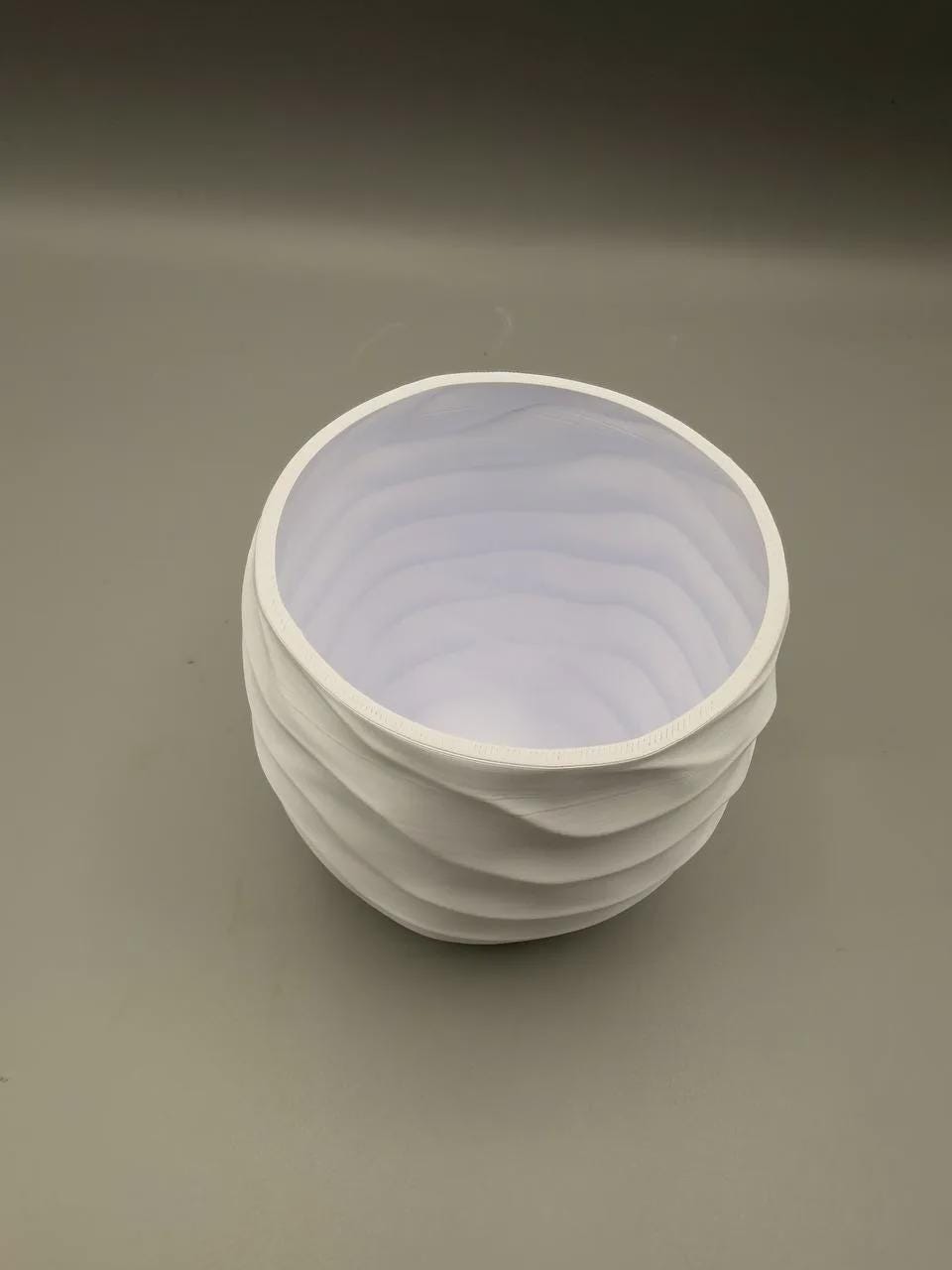3D Printed Planter Pot, Modern Wavy Plant Holder, Geometric Home Decor, Indoor Planter for Desk Shelf Windowsill