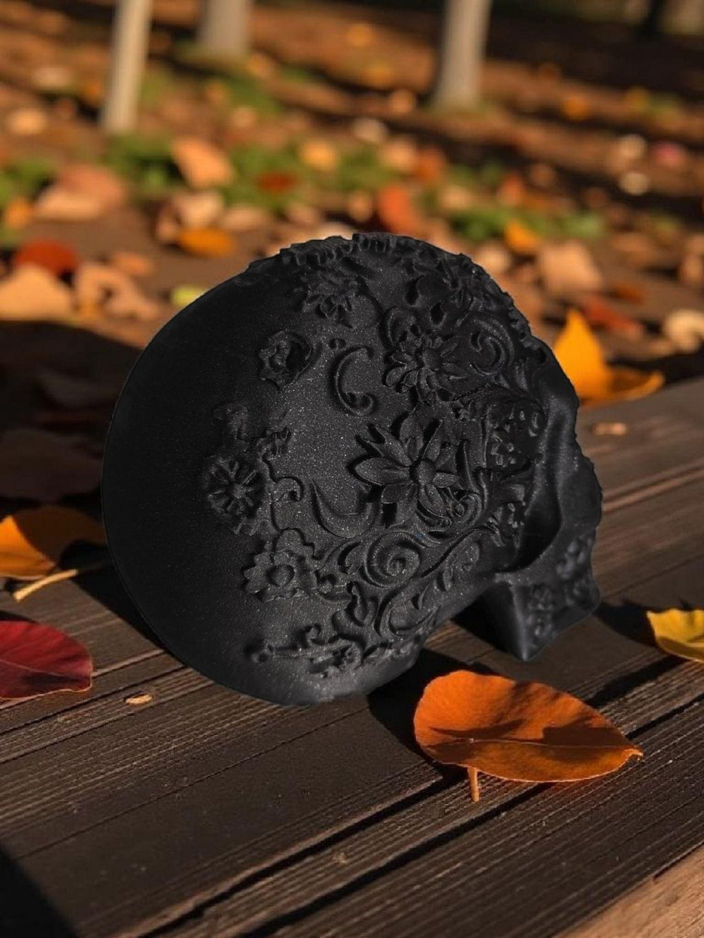 Mexican Ornament Skull, 3D Printed Day of the Dead Decor, Ornate Sugar Skull Sculpture, Dia de Los Muertos Halloween Display Piece