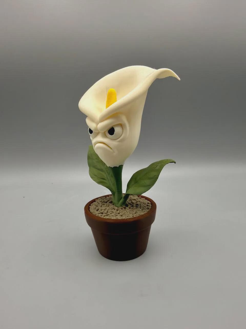 Grumpy Calla Lily Figurine, Funny 3D Printed Plant Desk Decor, No-Watering Grumpy Flower Collectible Gift